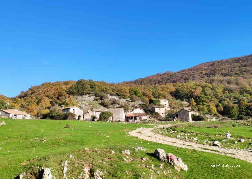 (02040) Cottanello - Unnamed Road — foto 2