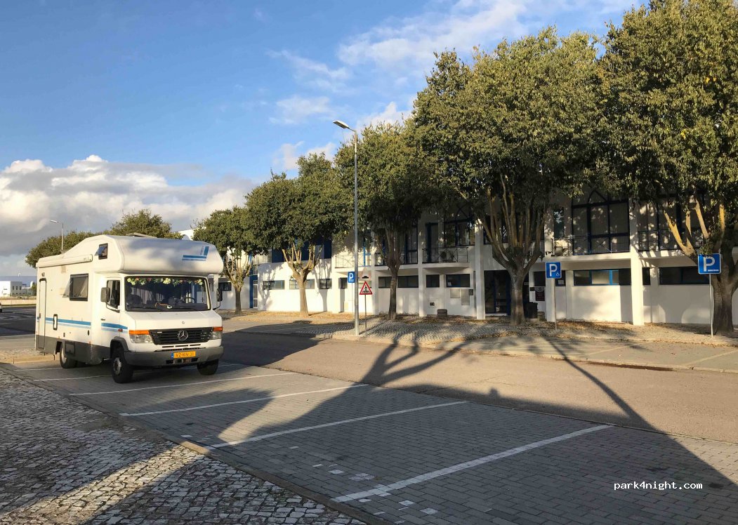 (2080) Almeirim - Avenida D Joáo I — foto