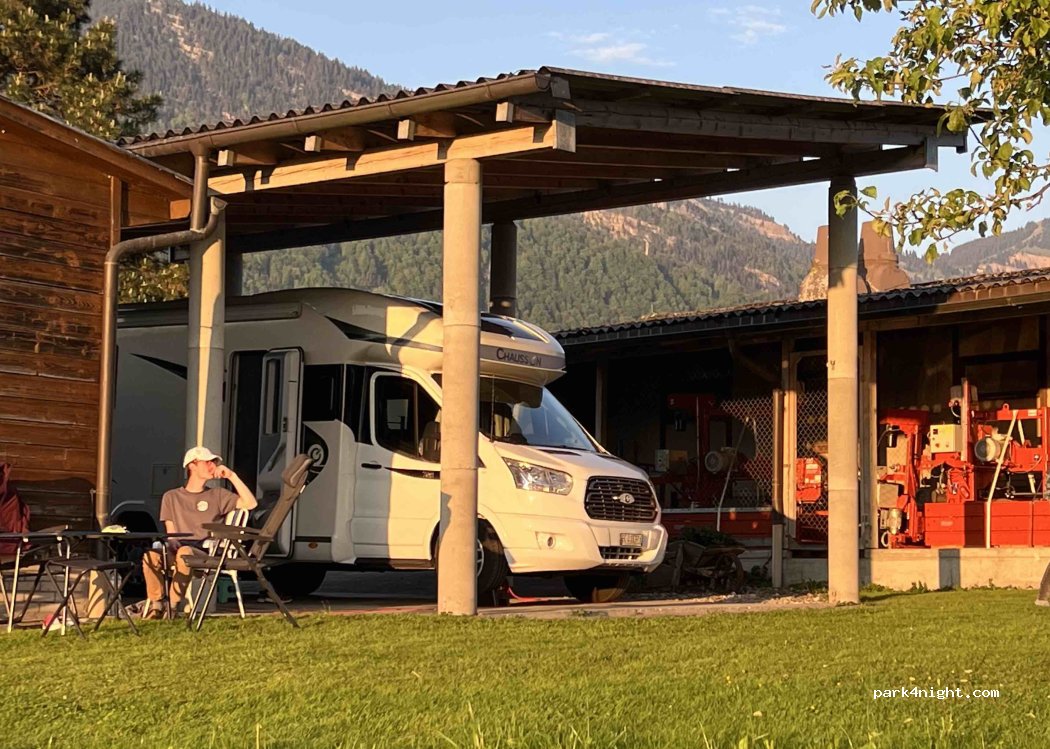 Wohnmobil und Camper Stellplatz Hegihof — foto 5