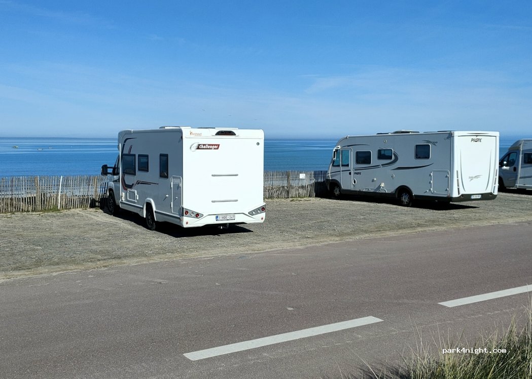 (50560) Gouville-sur-Mer - 112 Rue de la Mer — foto