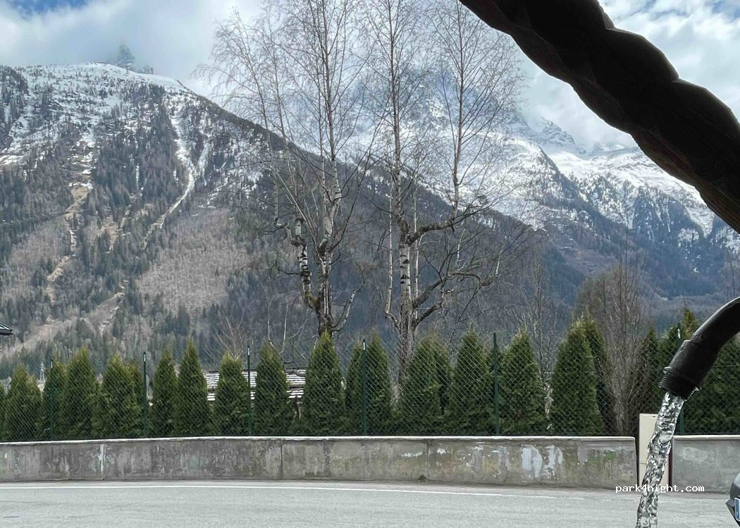 (74400) Chamonix-Mont-Blanc - 574 Chemin du Vieux Guide — foto