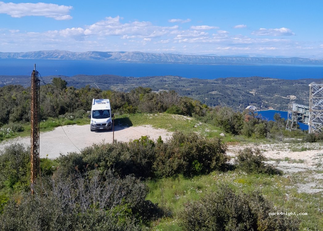 (20270) Vela Luka - Cesta za na Hum — foto 3