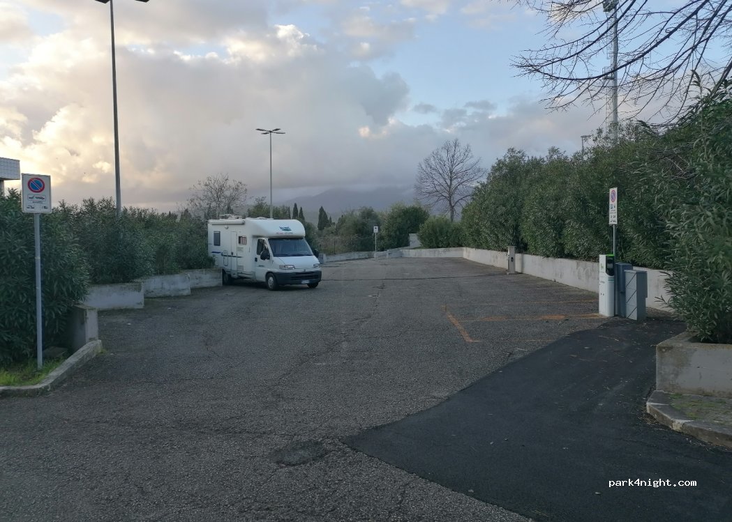 (04015) Priverno - Unnamed Road — foto 4