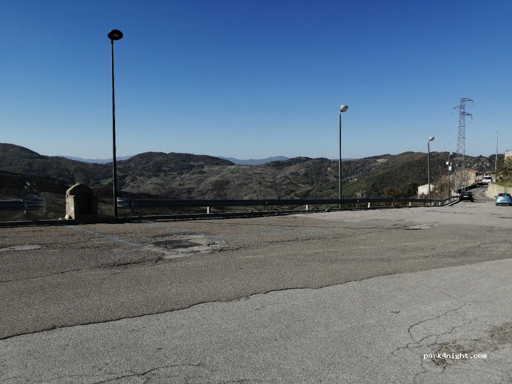 (85010) Pietrapertosa - Strada Provinciale di Pietrapertosa — foto
