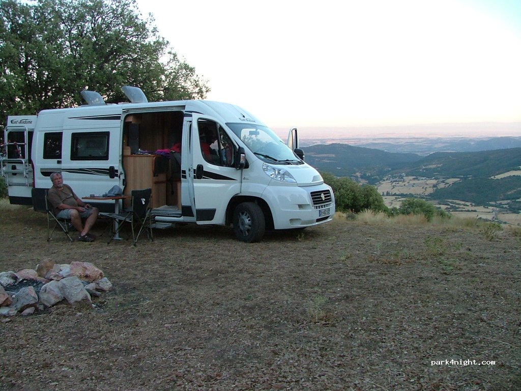 (25735) Vilanova de Meià - Unnamed Road — foto