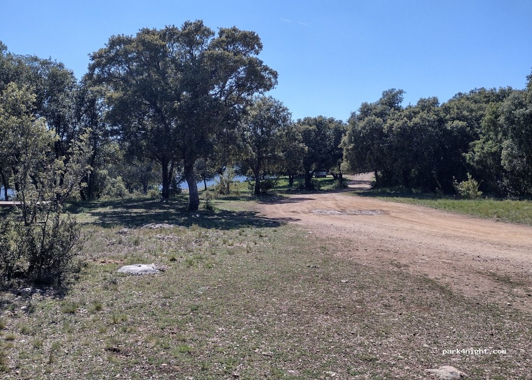 (25735) Vilanova de Meià - Unnamed Road — foto 3