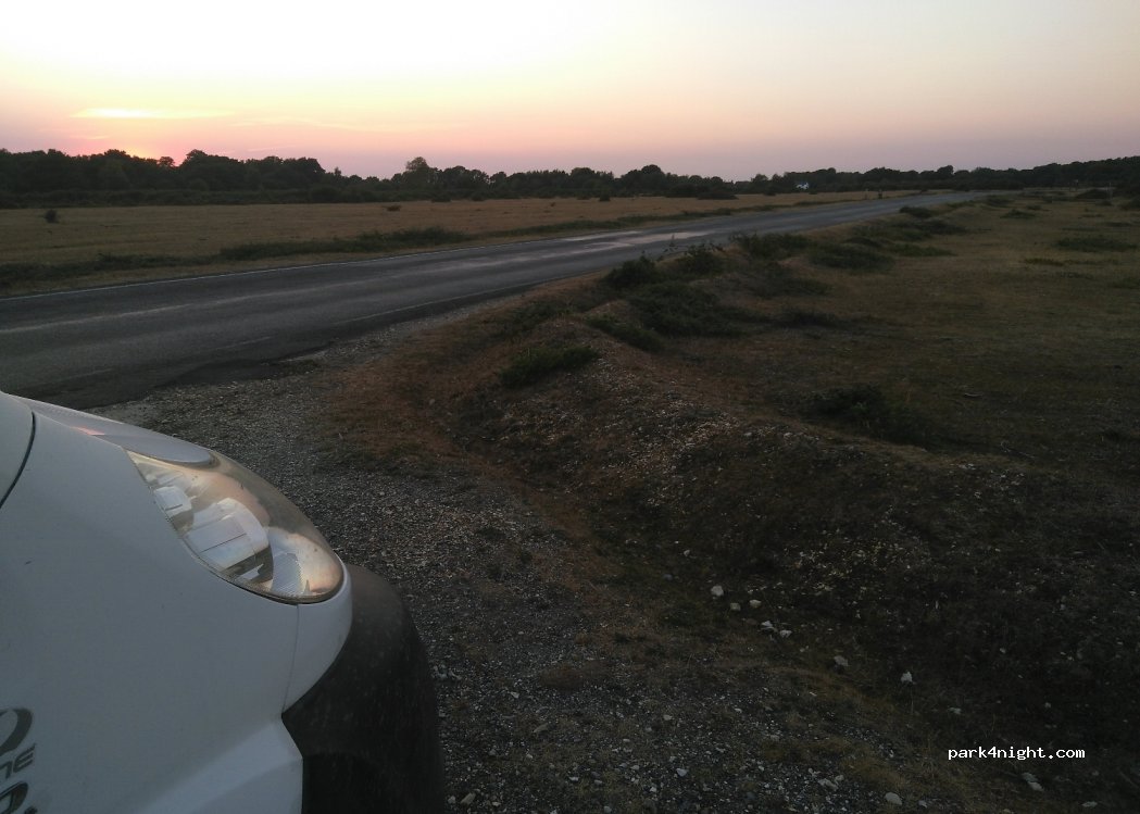 (SO43 7HH)  - Forest Road — foto 3