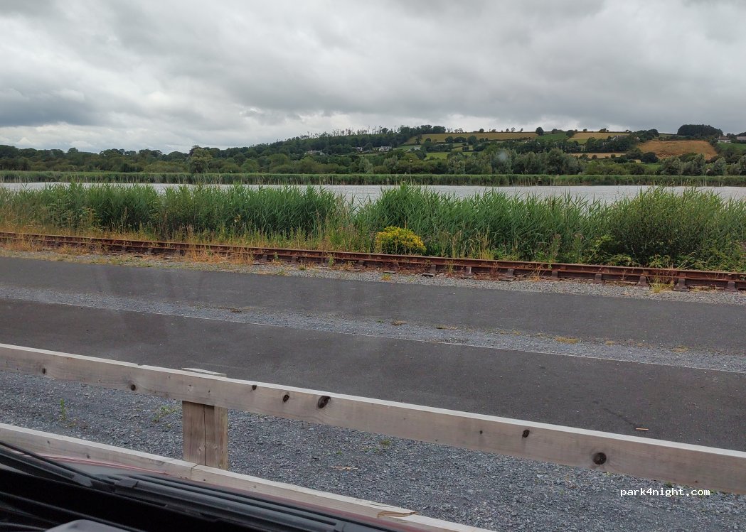 (X91 EYC4) Waterford - 6 Water's Gate — foto 5