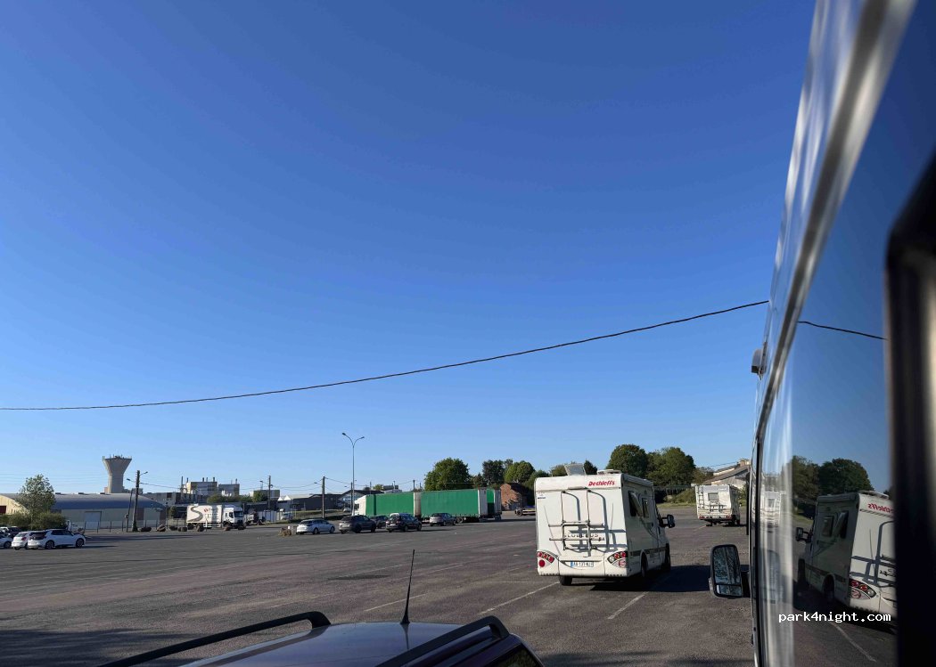 (53100) Mayenne - 329 Rue Volney — foto 4