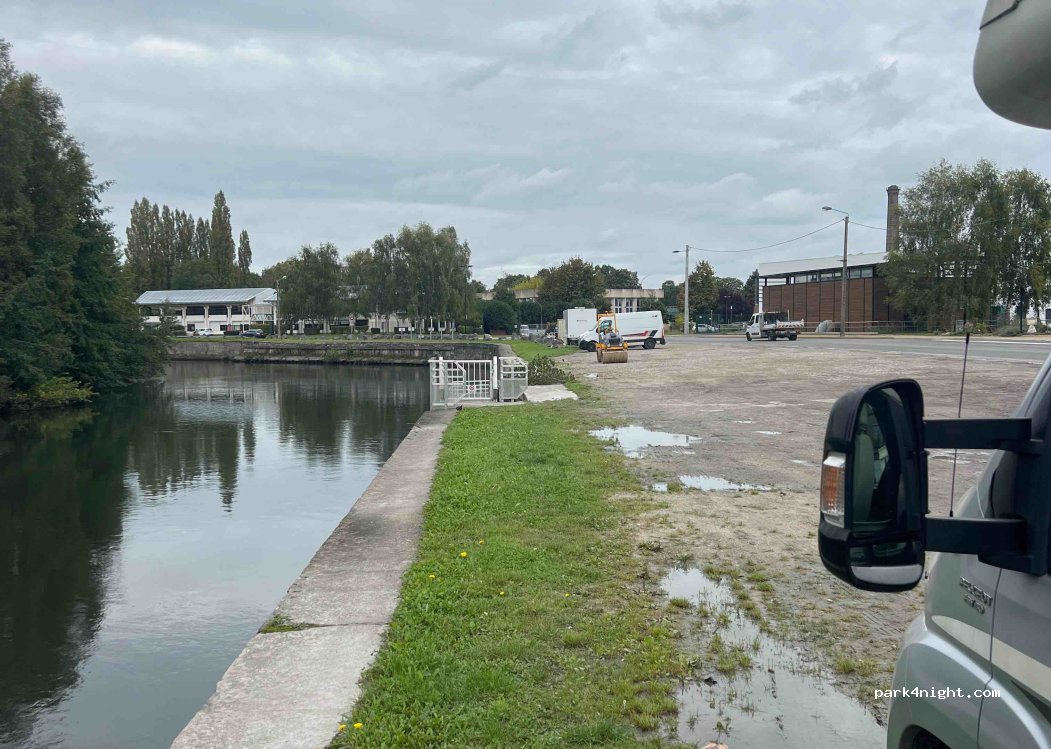 (80100) Abbeville - 72 Quai de la Pointe — foto 4