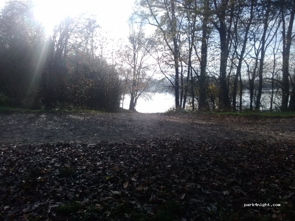 (08350) Donchery - Unnamed Road — foto