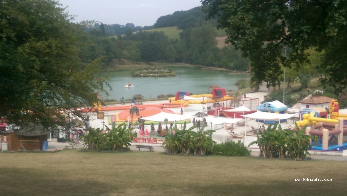 Camping Lake Three Valleys ***** — foto principale