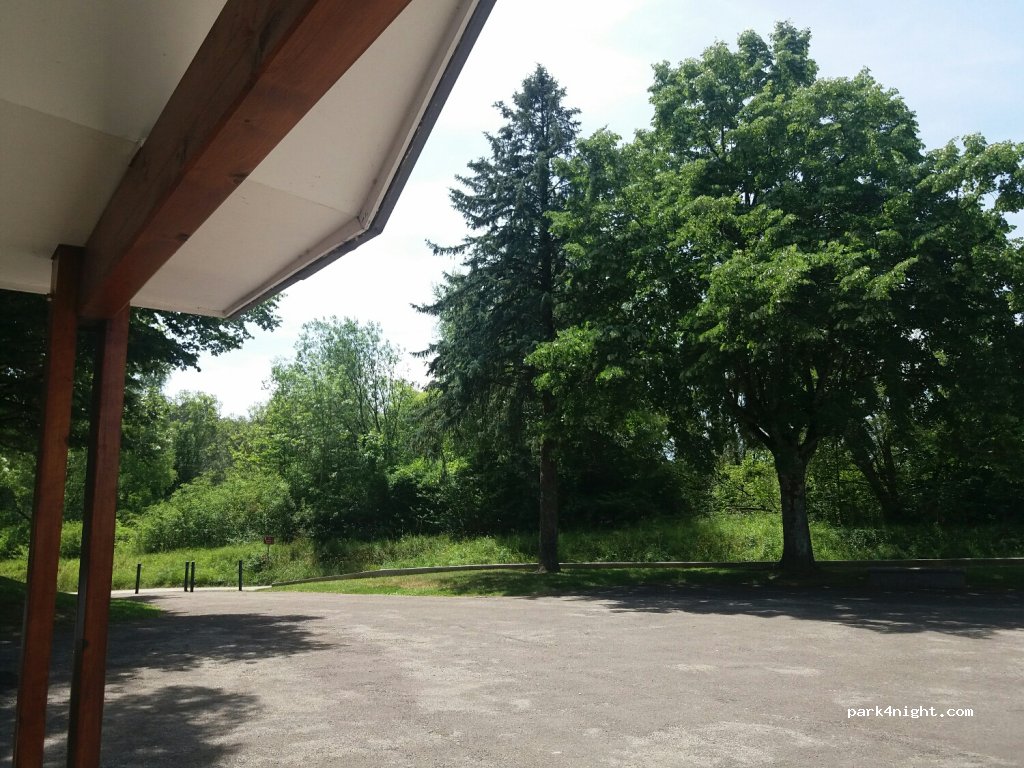 (39600) Arbois - 26 Rue du Souvenir Français — foto 2