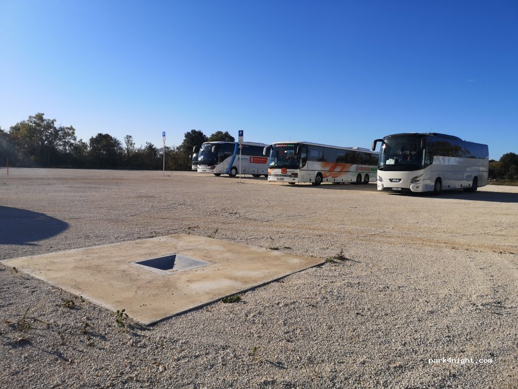 Rovigno Wohnmobilstellplatz — foto