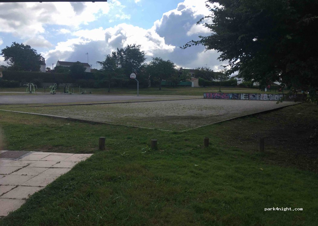 (85000) La Roche-sur-Yon - 30 Avenue des Marais — foto 2