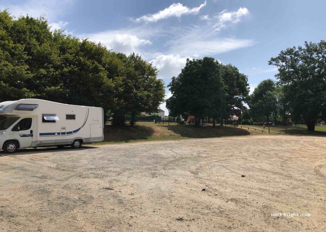 (85000) La Roche-sur-Yon - 30 Avenue des Marais — foto 3