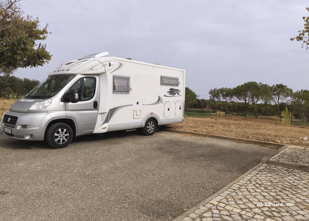 (8125-507) Quarteira - 8125 Estrada de Albufeira — foto