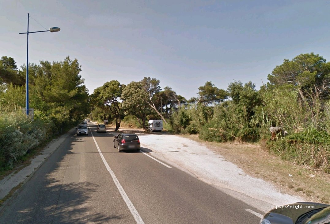 (83400) Hyères - 2972-3372 Route de Giens — foto