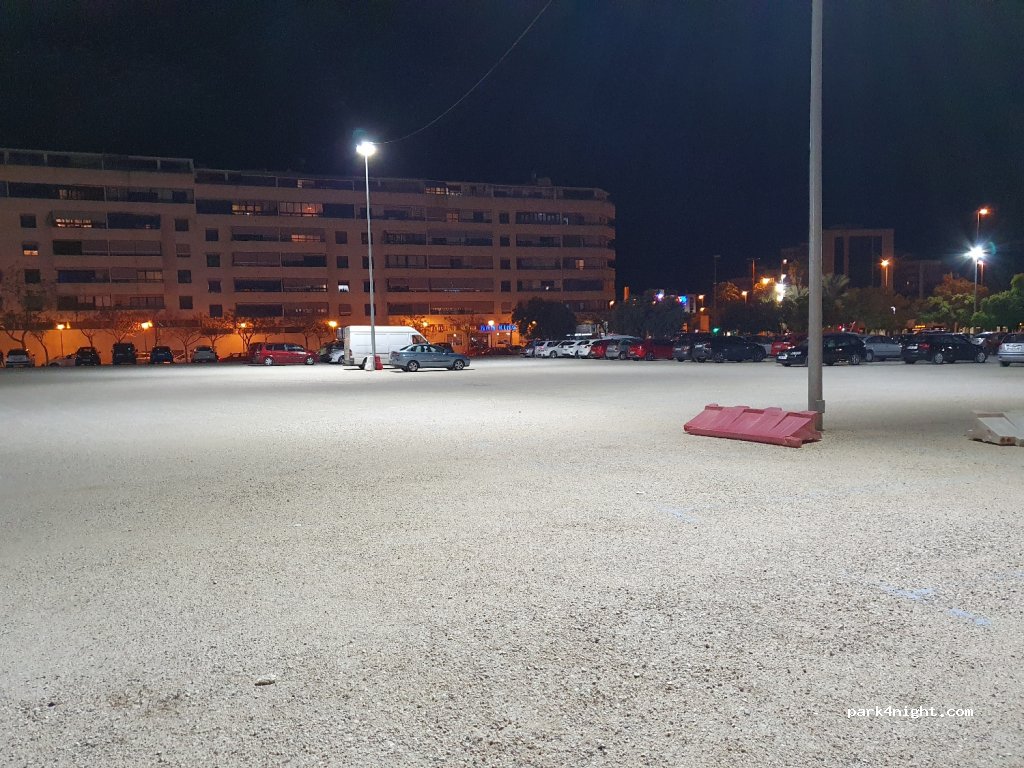 (03015) Alicante (Alacant) - 2 Calle Deportista Navarro Olcina — foto