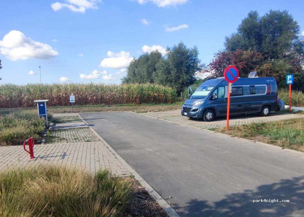 Camperplaats Roosdaal — foto 3