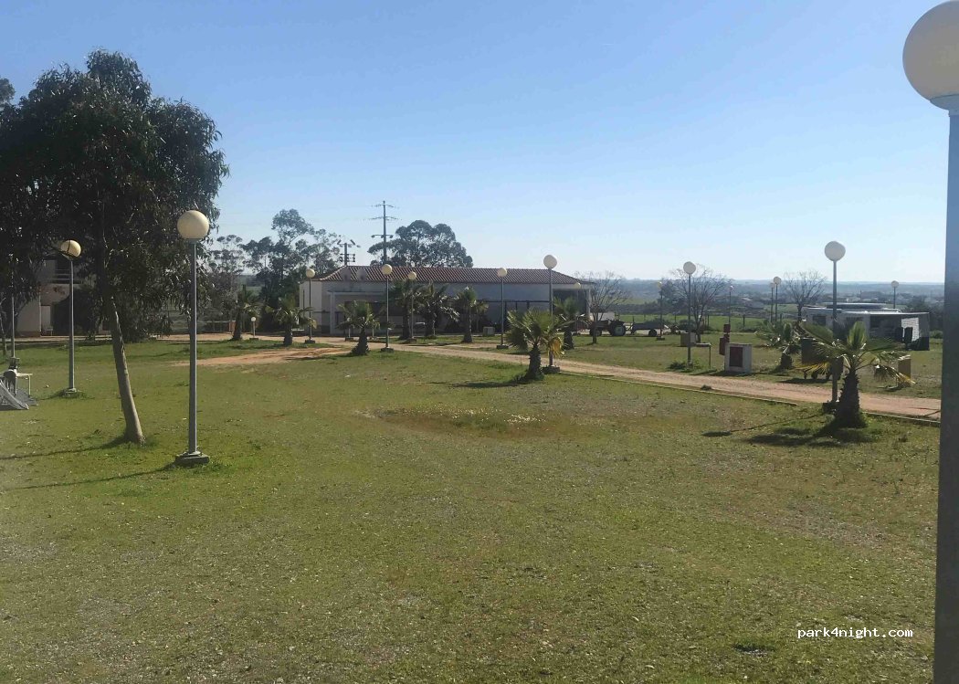 Parque Campismo - Barragem Monte da Rocha — foto 4