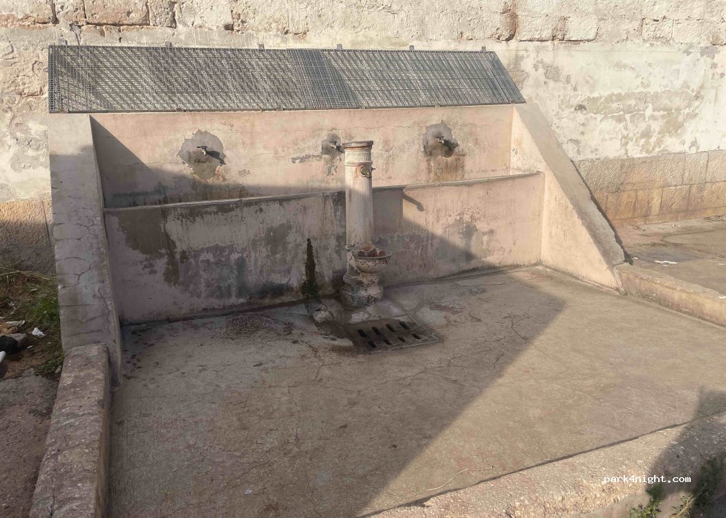(70033) Corato - 188 Via Castel del Monte — foto