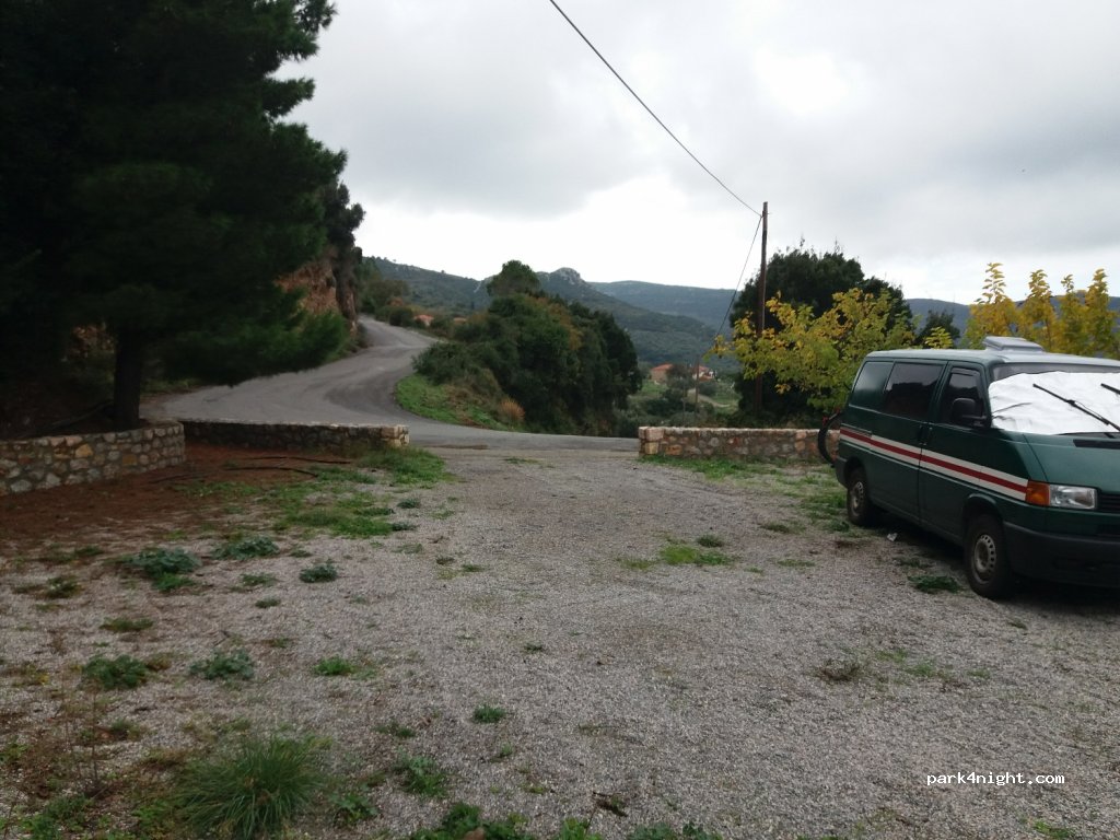 (230 70) Monemvasia - Unnamed Road — foto 2