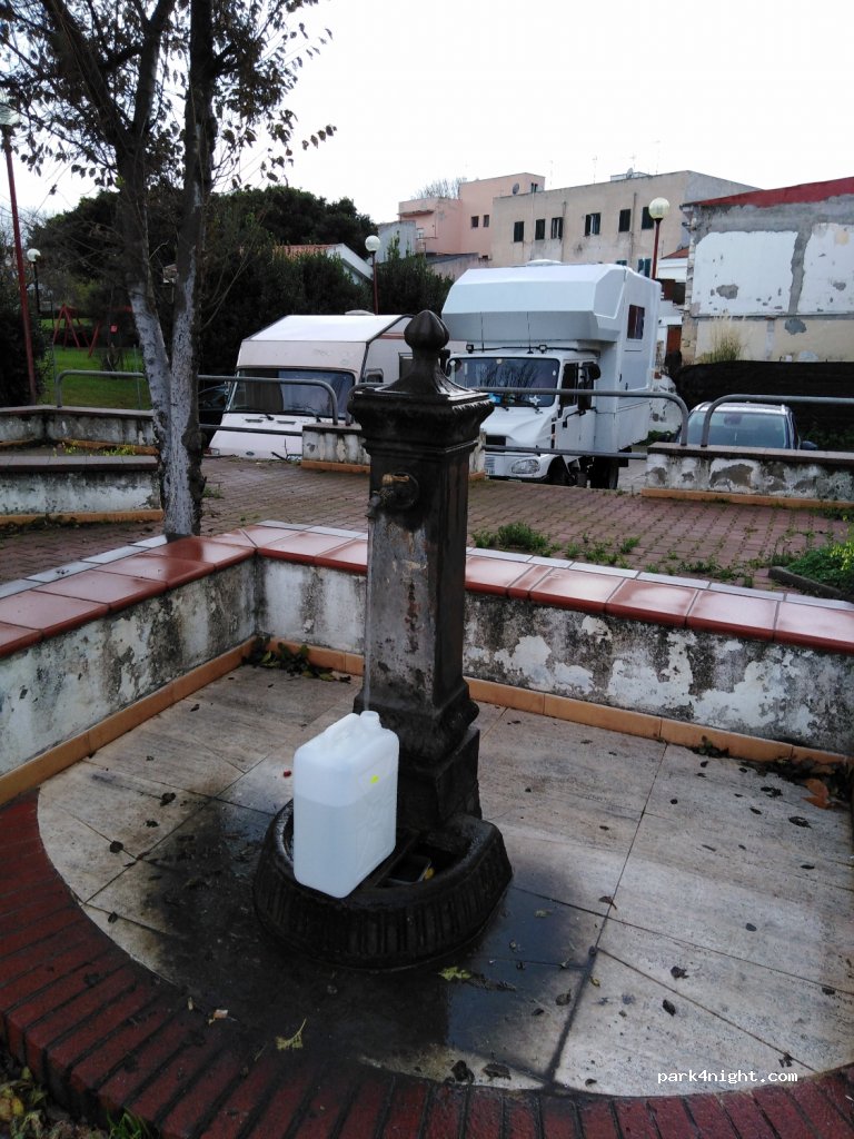 (07046) Porto Torres - 54 Via Sassari — foto