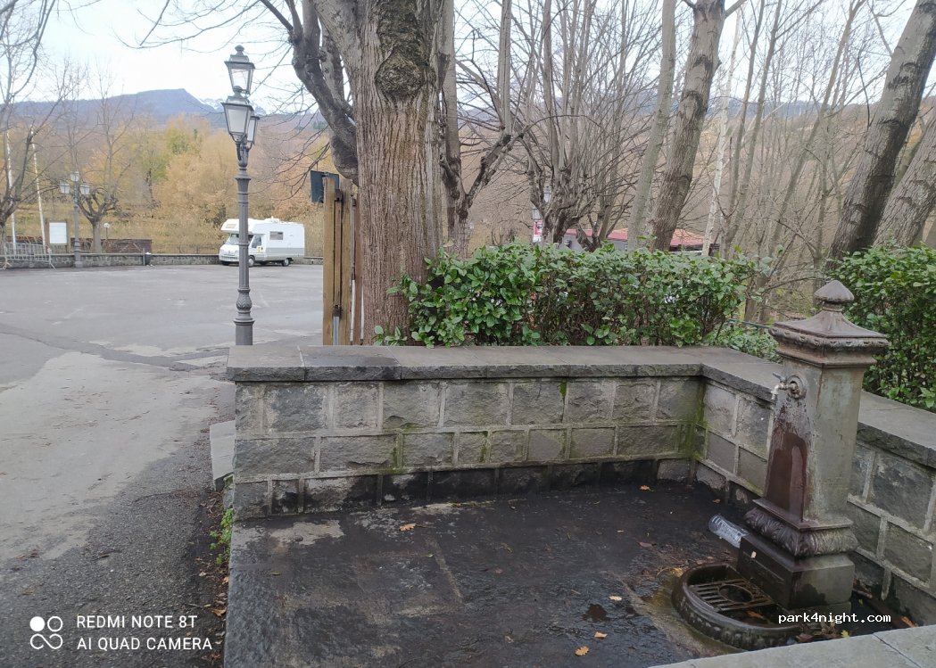 (95010) Sant'Alfio - 38 Via Fossapoliti Taverna — foto