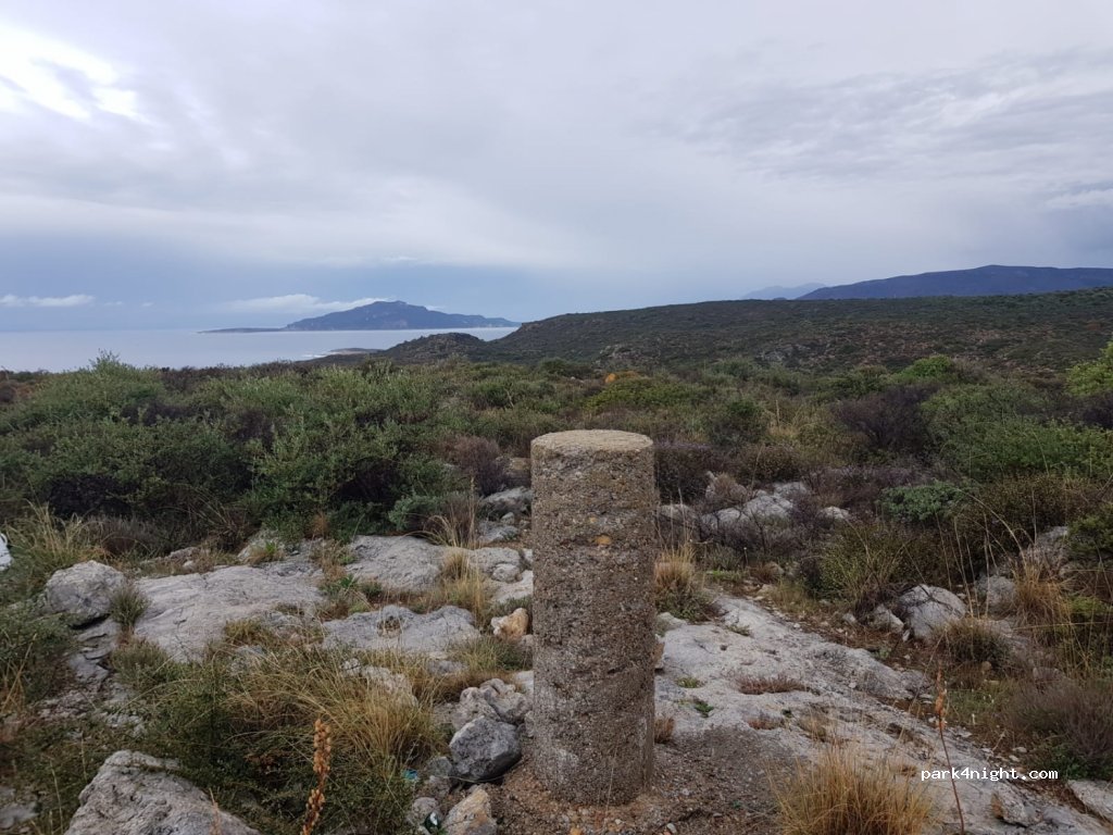 (230 53) Monemvasia - Unnamed Road — foto