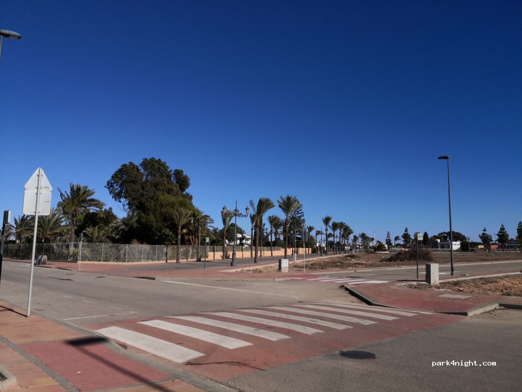 (30710) Los Alcázares - 9 Calle 6 — foto