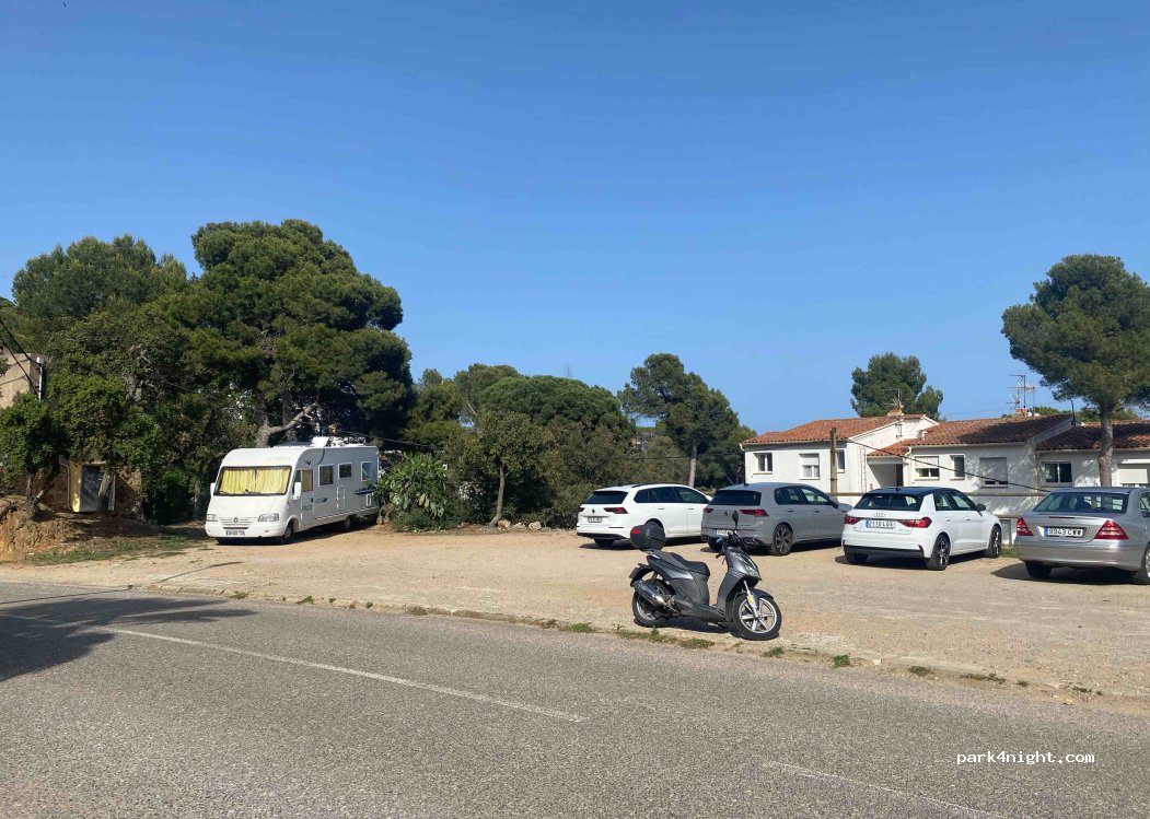(17210) Palafrugell - 8 Avinguda de la Costa Brava — foto 2
