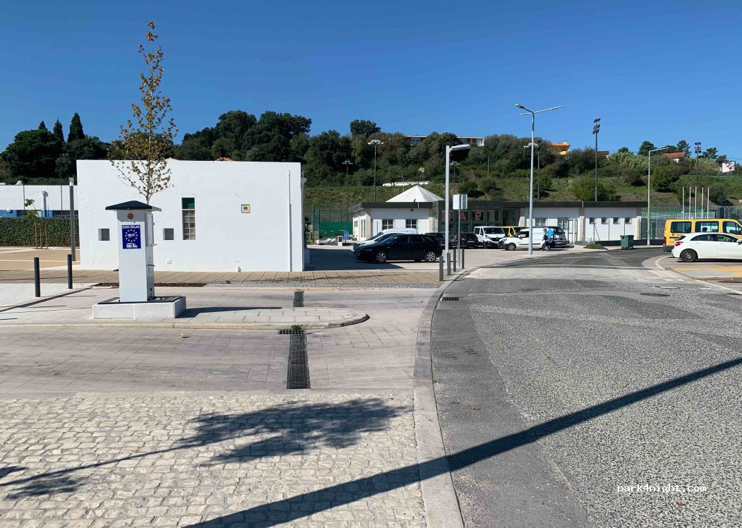 (2440) Batalha - Rua Nossa Senhora do Caminho — foto 2