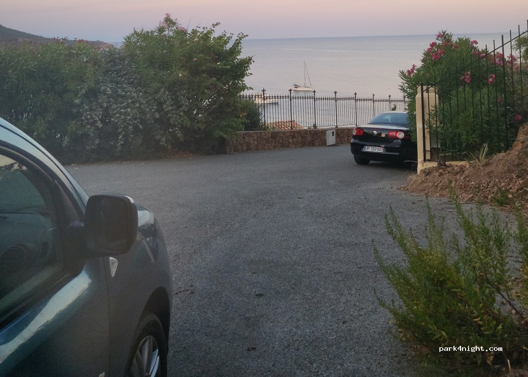 (83700) Saint-Raphaël - — foto 3
