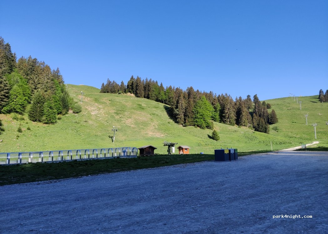 (74320) Leschaux - Chemin Rural dit du Semnoz — foto