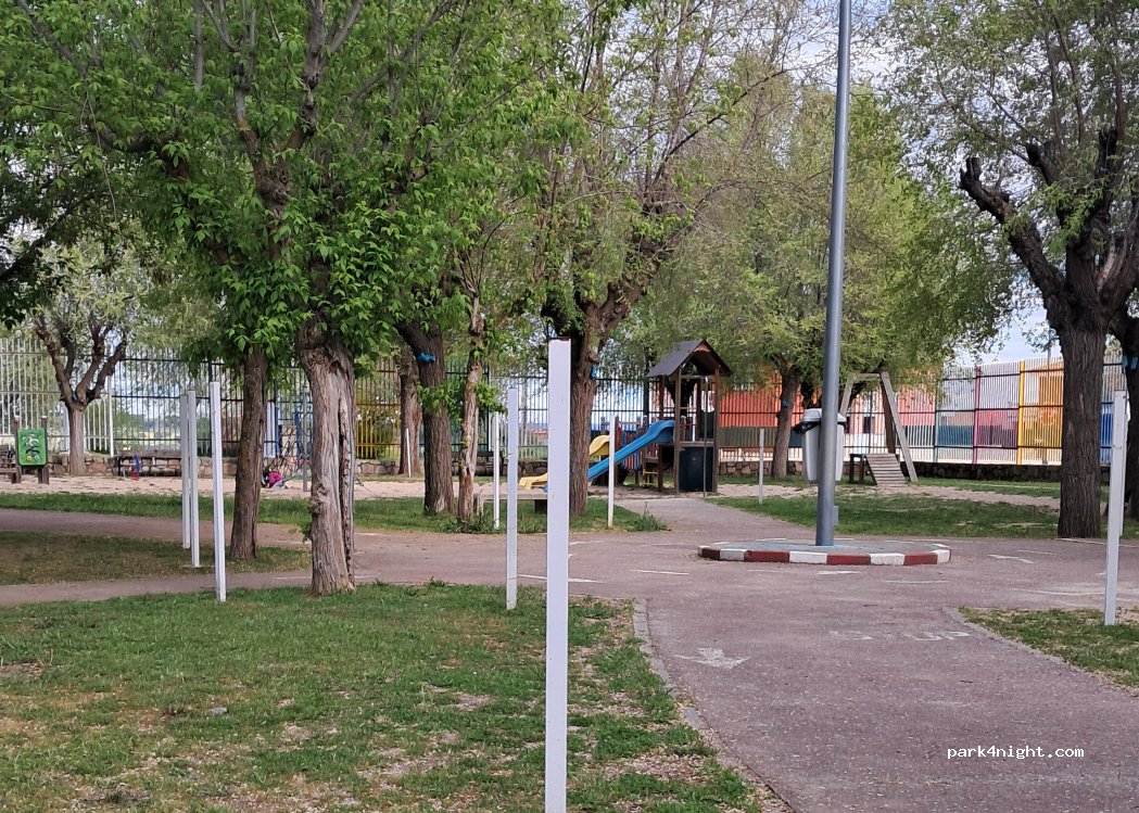 (28695) Navas del Rey - 34 Carretera de Robledo — foto 2