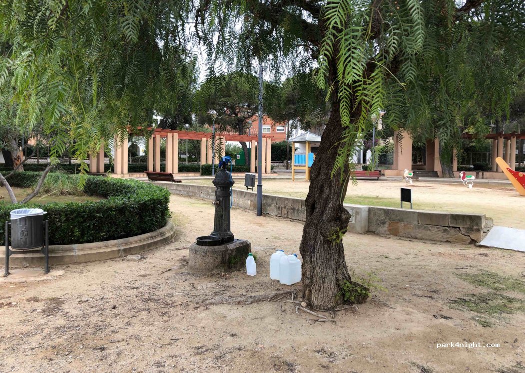 (43880) Coma-ruga - 8 Carrer Monestir de Santes Creus — foto