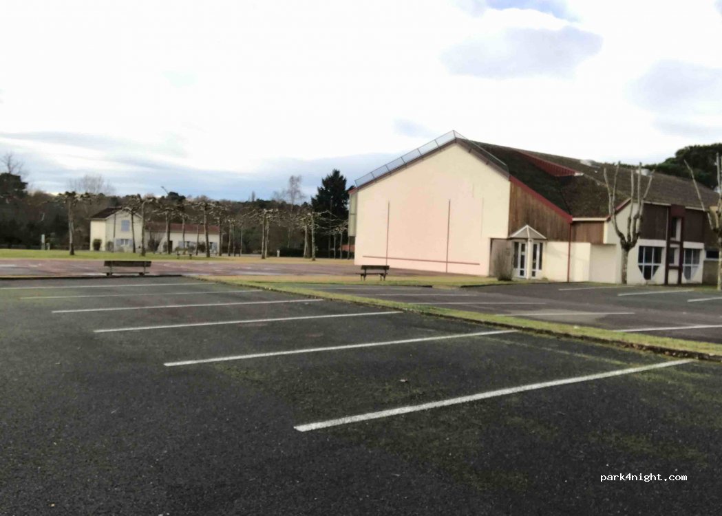 (40120) Roquefort - 643 Avenue de l'Armagnac — foto 2