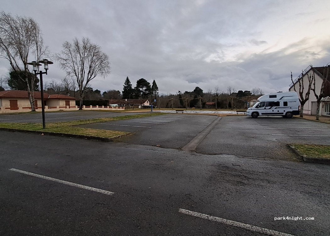 (40120) Roquefort - 643 Avenue de l'Armagnac — foto 4