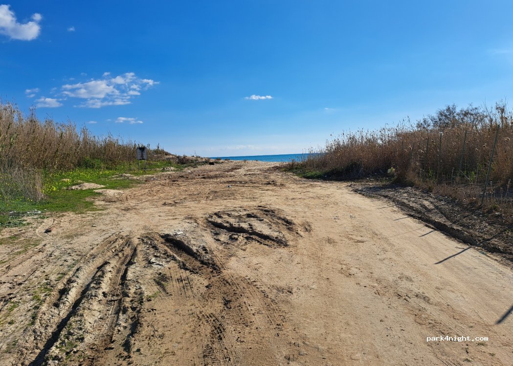 (93011) Butera - Unnamed Road — foto 2