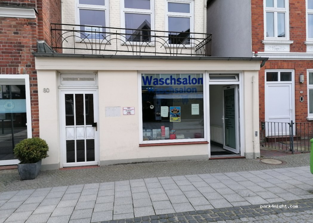 (23570) Lübeck - 80 Kurgartenstraße — foto