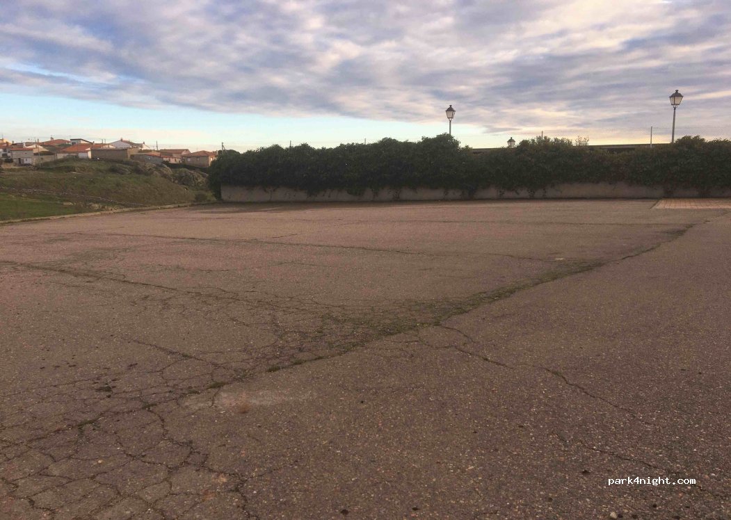 (37115) Juzbado - 22 Calle Río Tormes — foto