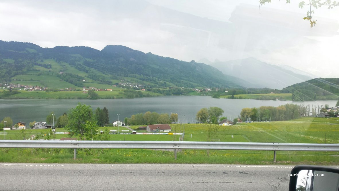 (1643) Pont-en-Ogoz - Route Principale — foto