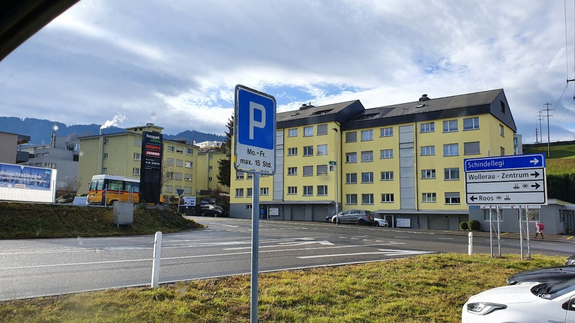 (8832) Wollerau - 22 Roosstrasse — foto