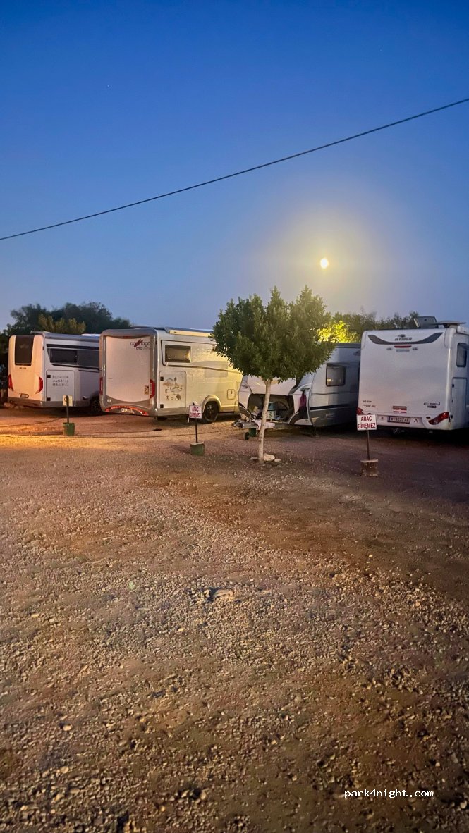 Akçakıl Camping Bungalow — foto 4