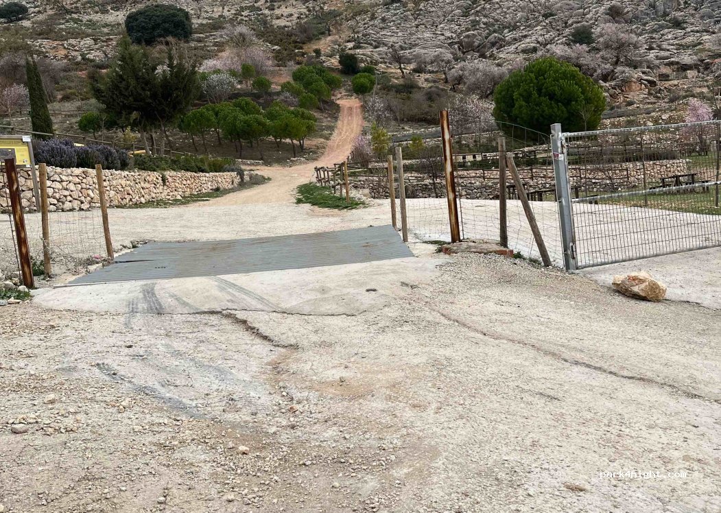 (18128) Zafarraya - Camino de las Parideras — foto 4