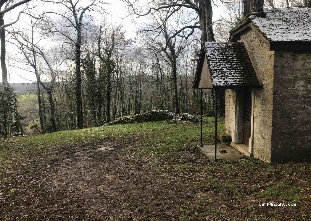 (21540) Savigny-sous-Mâlain - D16 — foto