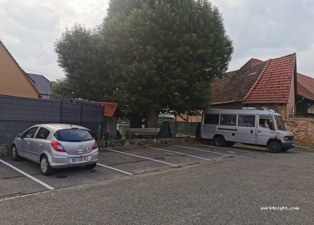 (67110) Gundershoffen - 2 Rue du Docteur Schweitzer — foto