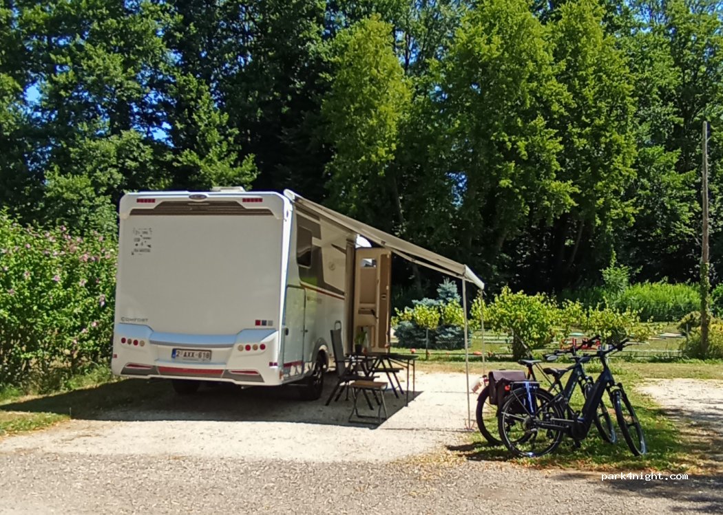 (89130) Toucy - Camping des 4 Merlettes — foto 5