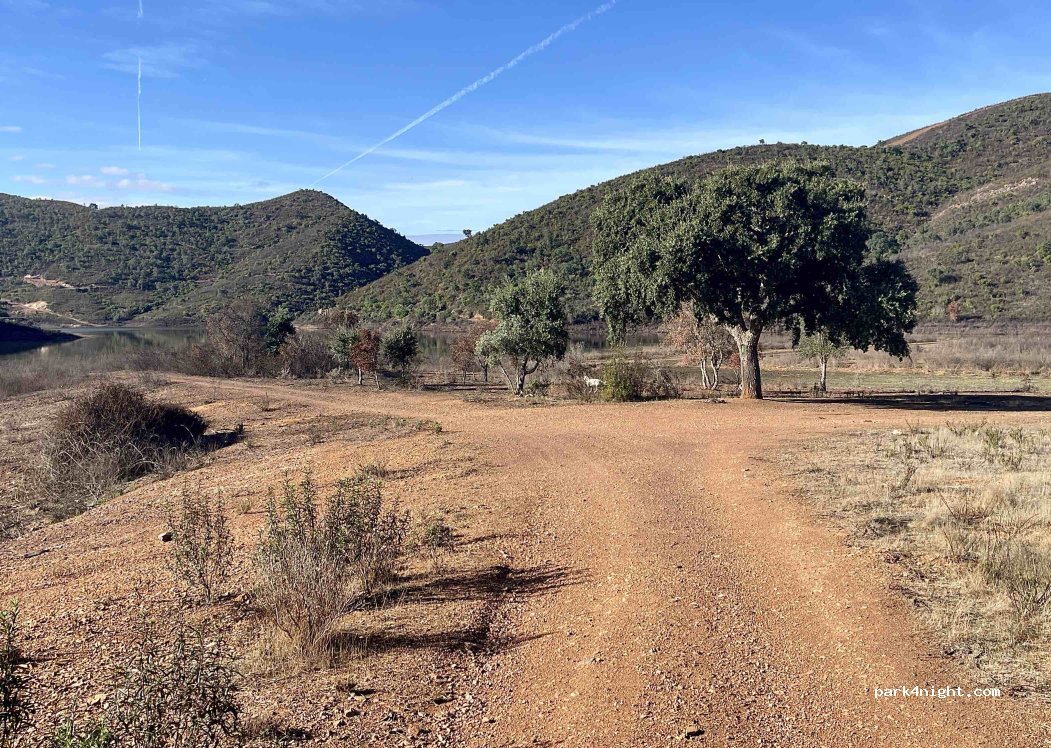 (8375) Sapeira - Unnamed Road — foto 3